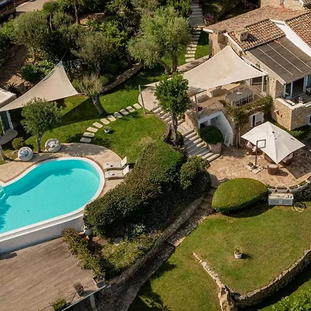 Andrea Luxury In Villa Porto Rotondo