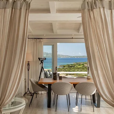 Andrea Luxury In