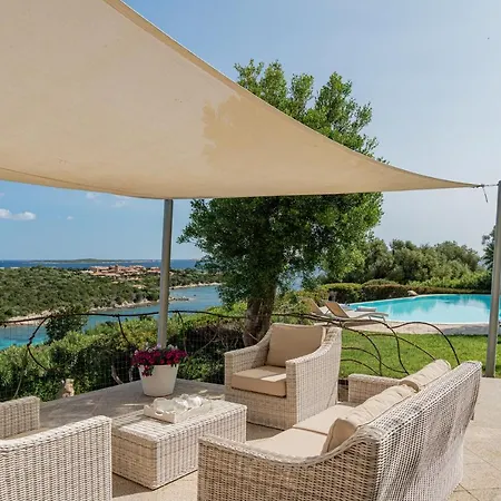 Andrea Luxury In Villa *